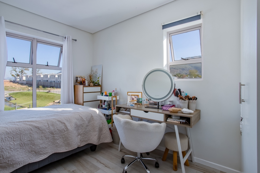 2 Bedroom Property for Sale in Honeydew Country Estate Western Cape